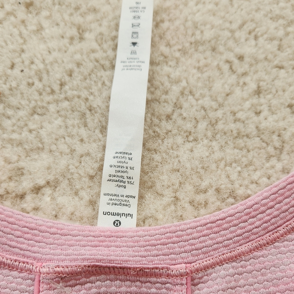 Lululemon Long Distance Short Sleeve Sweat Wick Lightweight Workout Pink 4 - Picture 6 of 9